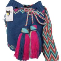 Plain Wayuu bag with designs